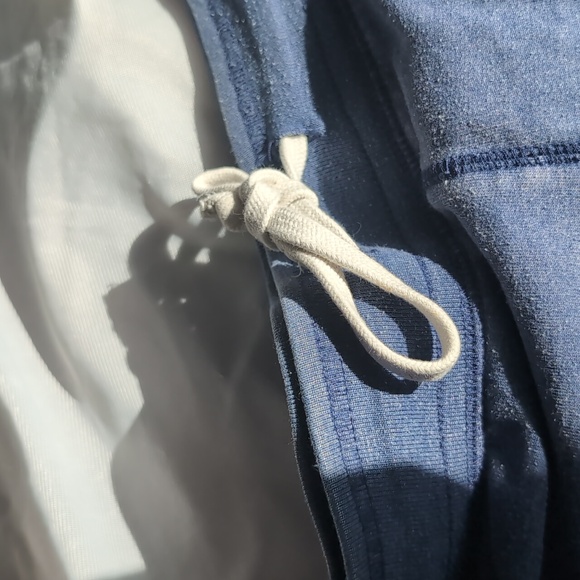 MOSSIMO - 'Blue 42' Shorts, Large, 2in inseam - Picture 3 of 6